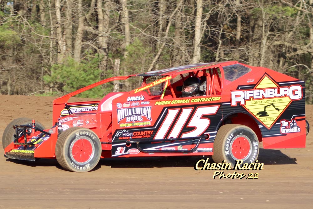 Read more about the article Chasin’ Racin’ – Tremont rebounds at Albany-Saratoga while Matt DeLorenzo goes back-to-back at Fonda