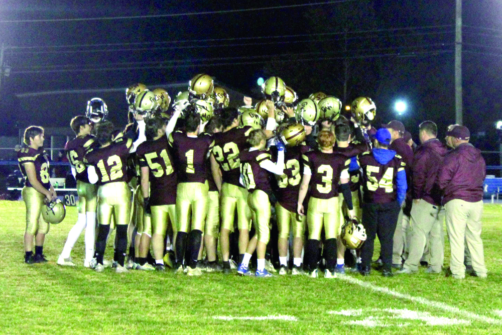 Read more about the article Granville-Whitehall rolls to 1st football win