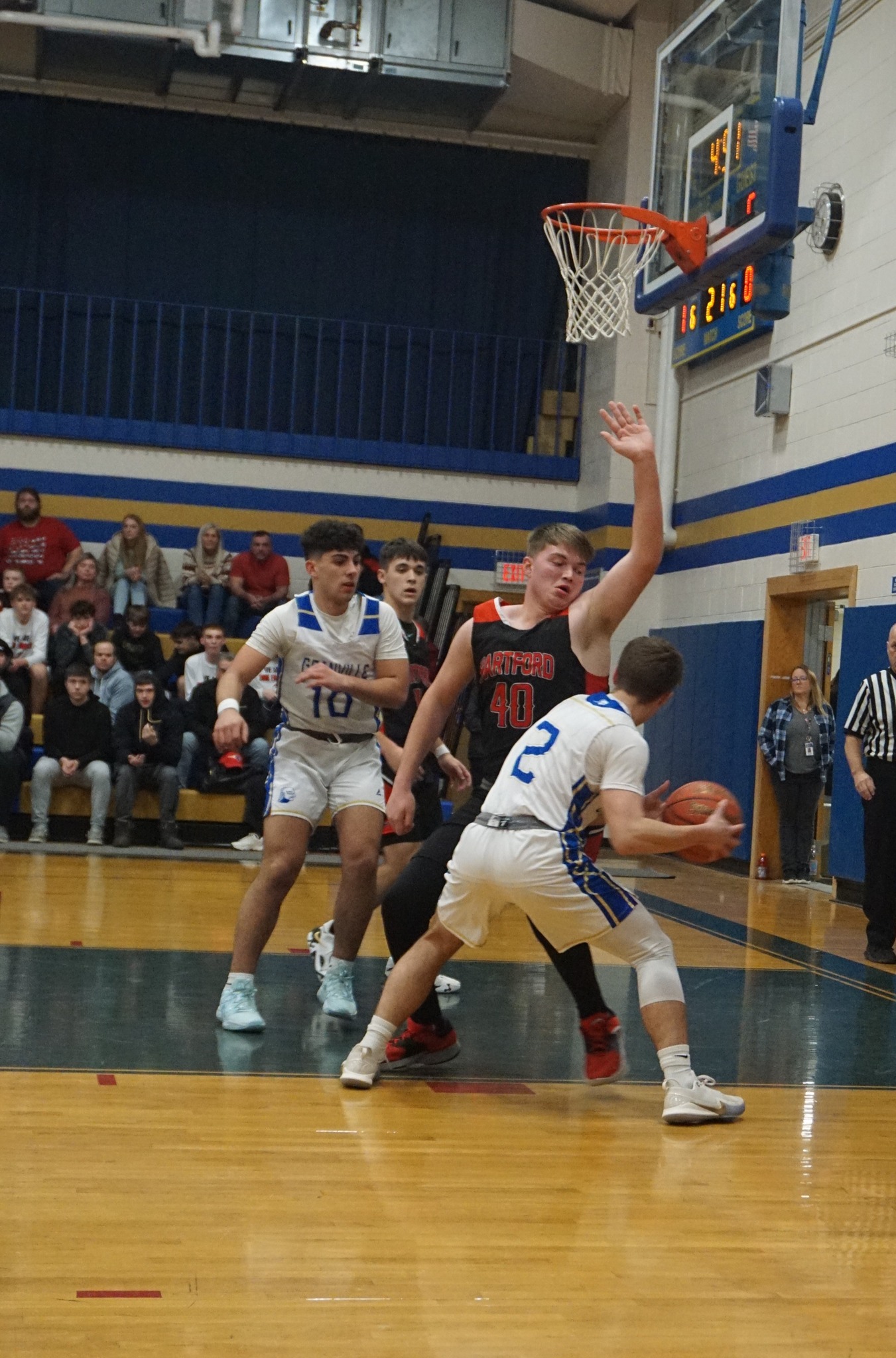 Read more about the article Granville Fights Off Pesky Tanagers On Senior Night