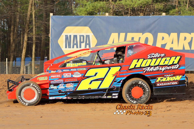 Read more about the article Chasin’ Racin – Albany-Saratoga opener