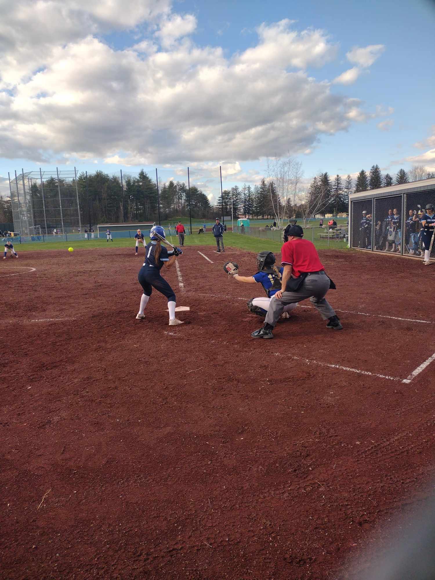 Read more about the article Golden Horde Roll Past Lakers in ADK Softball